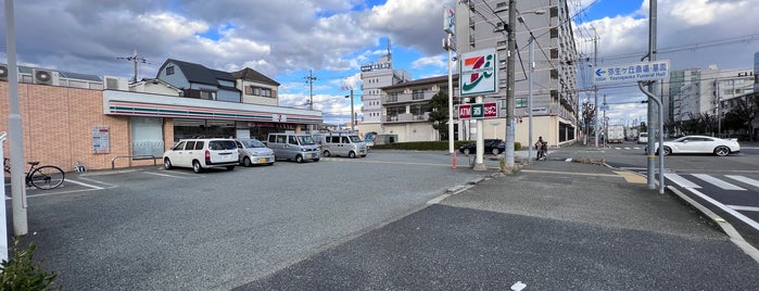 セブンイレブン 尼崎額田町店 is one of 兵庫県尼崎市のコンビニエンスストア.