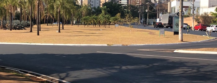 Avenida João Fiusa is one of Pakita.