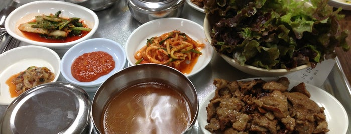 감나무집 기사식당 is one of Korean foods.