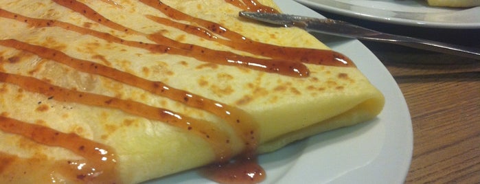 Fenomenalna Crepes & Cafe is one of WAW sweets.