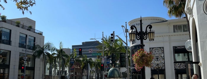 Rodeo Drive is one of Gさんのお気に入りスポット.