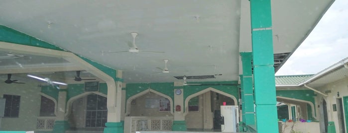 Masjid At-Taufiqiah is one of masjid.