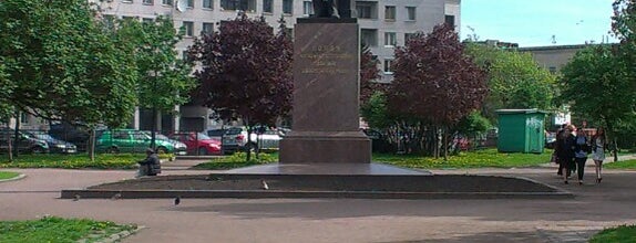 Памятник Попову is one of Вероника : понравившиеся места.