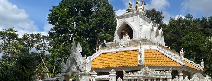 Wat Phu Khao Thong is one of ตรัง, สตูล, ตะรุเตา, หลีเป๊ะ.