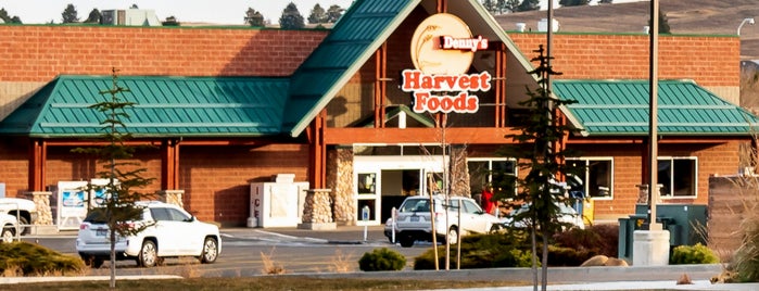 Denny's Harvest Foods is one of Cuong 님이 좋아한 장소.
