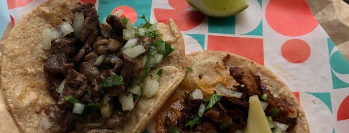Tacos, Margaritas, Y Punto. is one of Mexicanos.
