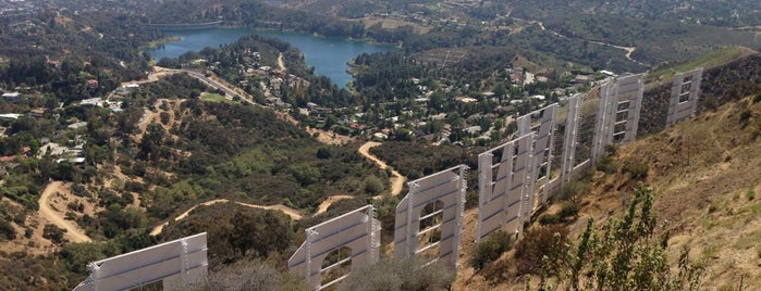 Hollywood Sign - Beachwood Canyon Trail is one of Ultimate bucket list.
