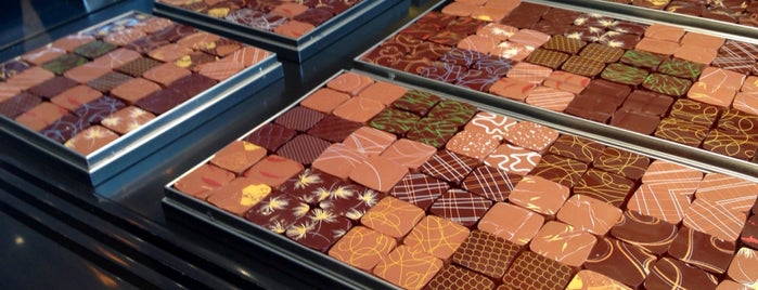 Chocolaterie Jacques Genin is one of Lugares favoritos de Roula.
