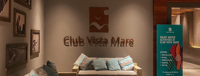 Club Vista Mare is one of Tempat yang Disukai yazeed.