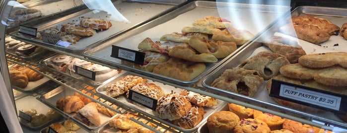 V.G. Donut & Bakery is one of Guide to Cardiff-by-the-Sea's best spots.