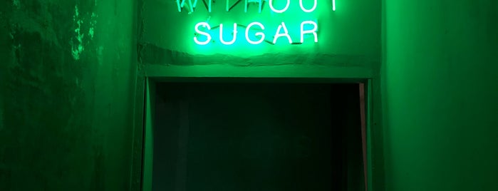 Less Sugar Bar is one of Nikita's Saved Places.