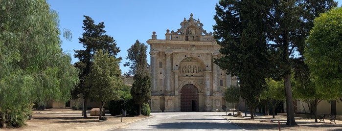 Cartuja Santa María de la Defensión is one of Iglesias y monumentos religiosos de Jerez.