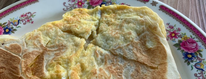 Roti Canai Rumah Kuning is one of Makan Makan Malaysia.