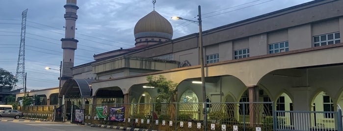 Masjid Al-Ubuddiah (مسجد العبودية) is one of Masjid & Surau, MY #4.