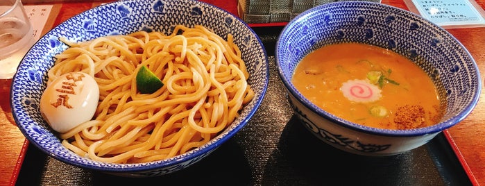 三八製麺所 はじめ is one of 関西ラーメン.