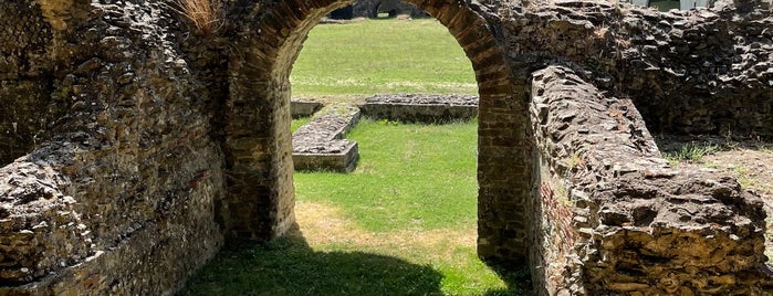 Anfiteatro Romano is one of Guida di Arezzo.