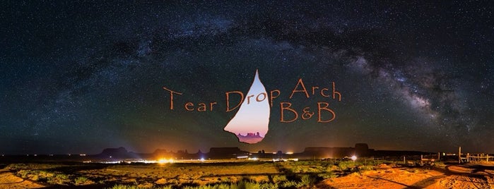 Teardrop Arch B&B is one of สถานที่ที่ Tass ถูกใจ.