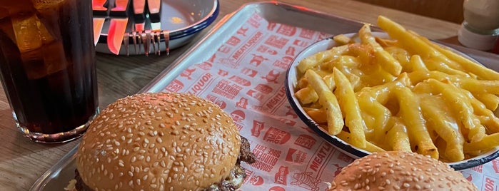 MEATliquor is one of London 🇬🇧- Burgers 🍔.