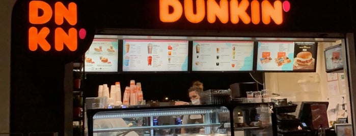 Dunkin' Coffee is one of Liv'in Beğendiği Mekanlar.