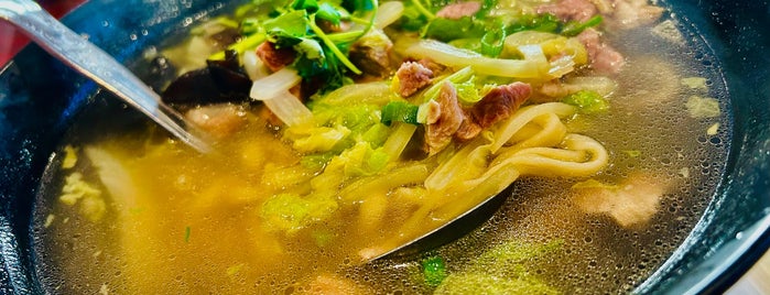 New Mandarin Noodle Deli is one of Top 10 Restaurants in Arcadia, CA.