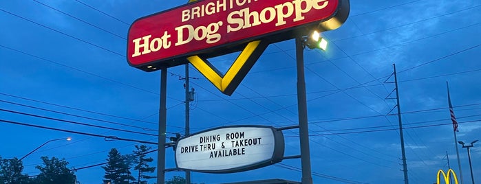 Brighton Hot Dog Shoppe is one of PGH.