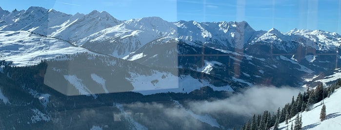 Larmachalmhütte is one of Vakantie te doen.