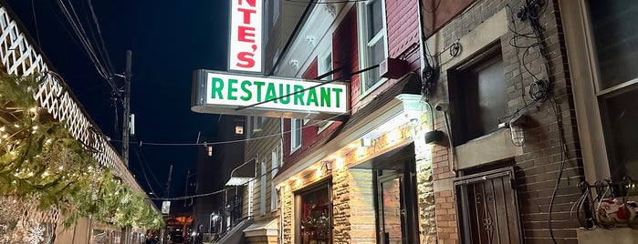 Bamonte's is one of Old NYC vibes.