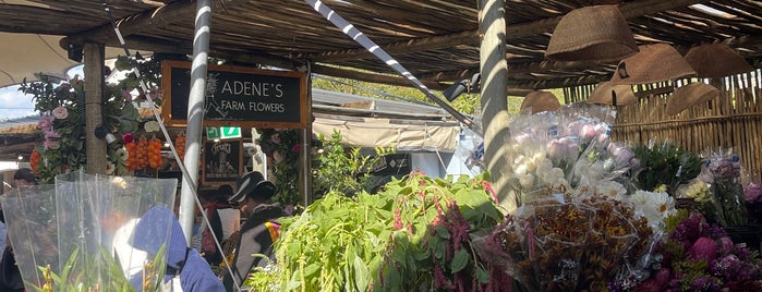 Oranjezicht Farmers Market is one of Cape Town.
