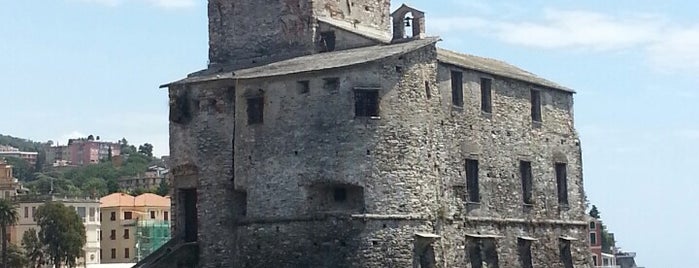 Castello di Rapallo is one of Lugares favoritos de Daniele.