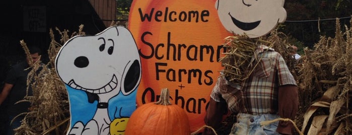 Schramm Farms & Orchards is one of RJ'ın Beğendiği Mekanlar.