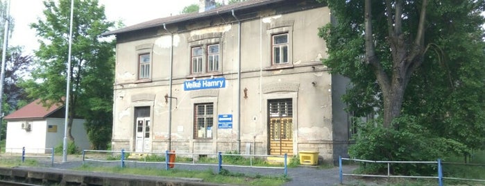 Železniční stanice Velké Hamry is one of Jizerskohorská železnice.