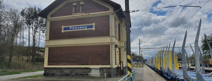 Železniční stanice Pňovany is one of Železniční stanice ČR: P (9/14).