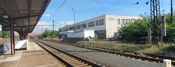 Železniční stanice Třebušice is one of Železniční stanice ČR (T-U).