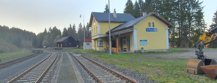 Železniční stanice Pernink is one of Železniční stanice ČR: P (9/14).