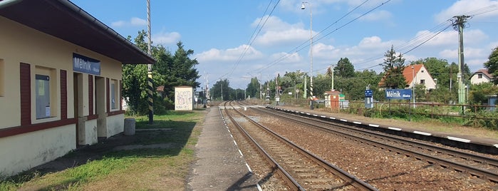 Železniční zastávka Mělník-Mlazice is one of Železniční stanice ČR (M-O).