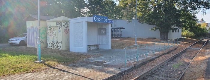 Železniční stanice Choltice is one of Železniční stanice ČR: Ch-J (4/14).