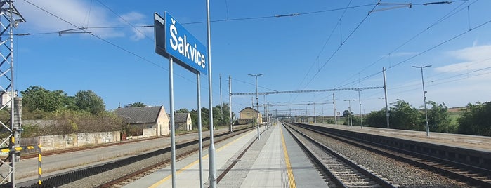 Železniční stanice Šakvice is one of Železniční stanice ČR (R-Š).