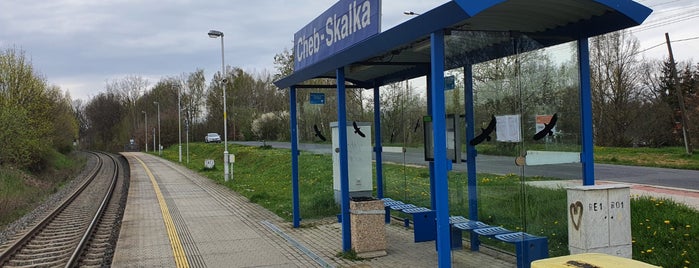 Železniční zastávka Cheb-Skalka is one of Železniční stanice ČR: Ch-J (4/14).