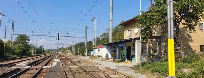 Železniční stanice Liběchov is one of Linka S32 Lysá - Mělník (- Ústí).