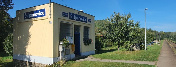 Železniční zastávka Štěpánovice is one of Železniční stanice ČR (R-Š).