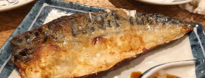 立呑み魚平 箱崎町店 is one of 居酒屋.