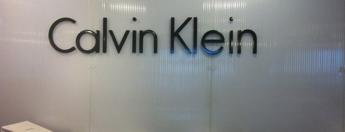 Calvin Klein is one of Tempat yang Disukai Fabiola.