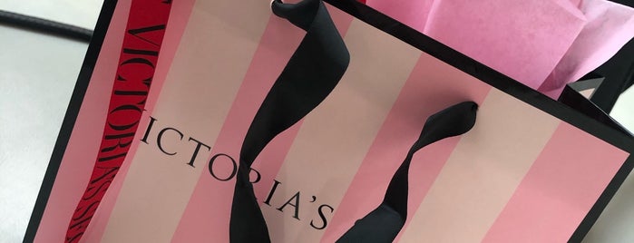 Victoria's Secret is one of Gökhanさんのお気に入りスポット.