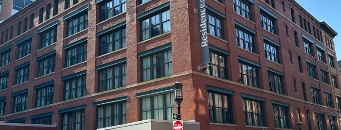 Residence Inn by Marriott Boston Downtown/Seaport is one of Fort Point, Boston stay.