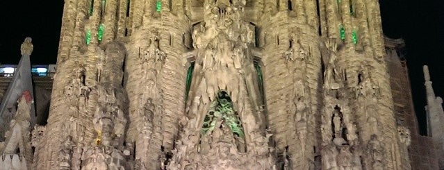 Basílica de la Sagrada Família is one of MyRentalHost Barcelona (Our Favourites).