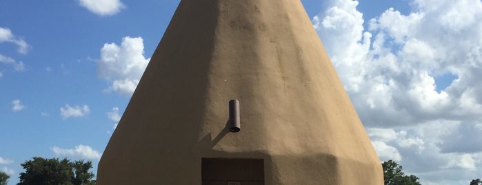 Tee Pee Motel & RV Park is one of Roadside Discoveries.