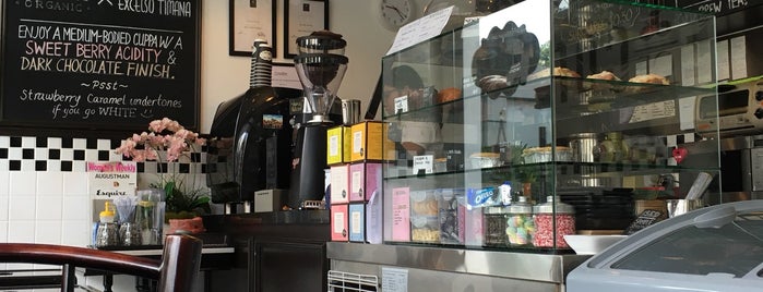 BLACK&INK is one of Neverending List of Cafes (SG).