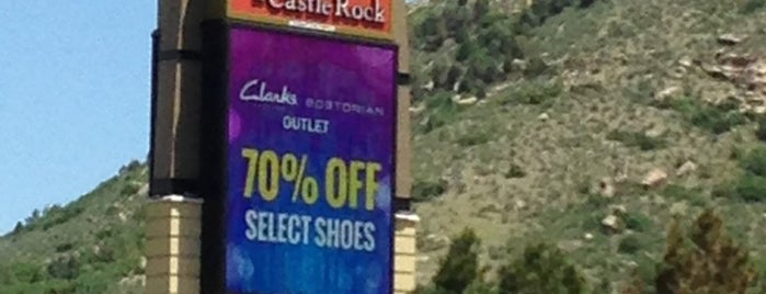 Outlets at Castle Rock is one of Tempat yang Disukai Thomas.