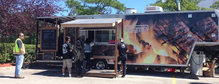 Fat Louie's BBQ is one of Food Trucks of Toronto.