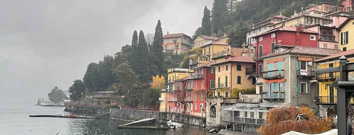 La Passerella is one of Lake Como.